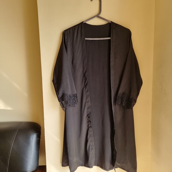 Satin Black colour Nighty US Medium Size. - Picture 9 of 11